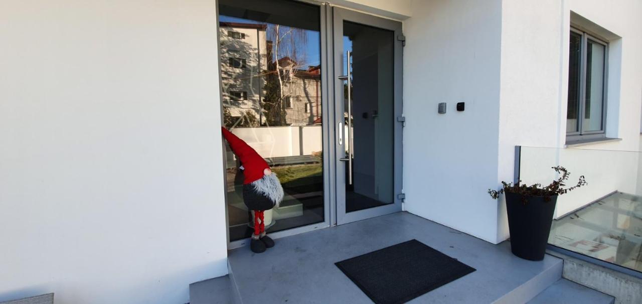 Loft 85 M2 Wilanow Krolewski Self Checkin Warszawa Eksteriør billede