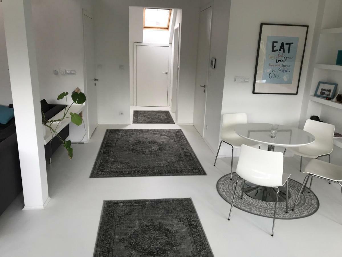 Loft 85 M2 Wilanow Krolewski Self Checkin Warszawa Eksteriør billede